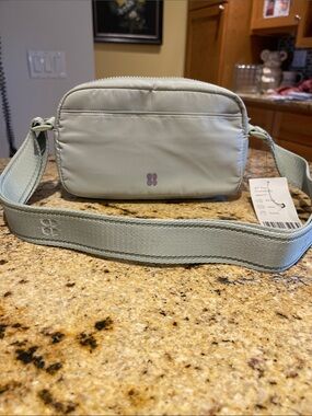 Sweaty Betty Mint Green Crossbody Belt Bag with Wide Strap